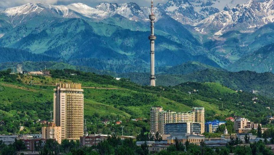 Уютная 2 Ком-Я Квартира В Центре Города, Район "Арбата" Apartment Almaty Ngoại thất bức ảnh